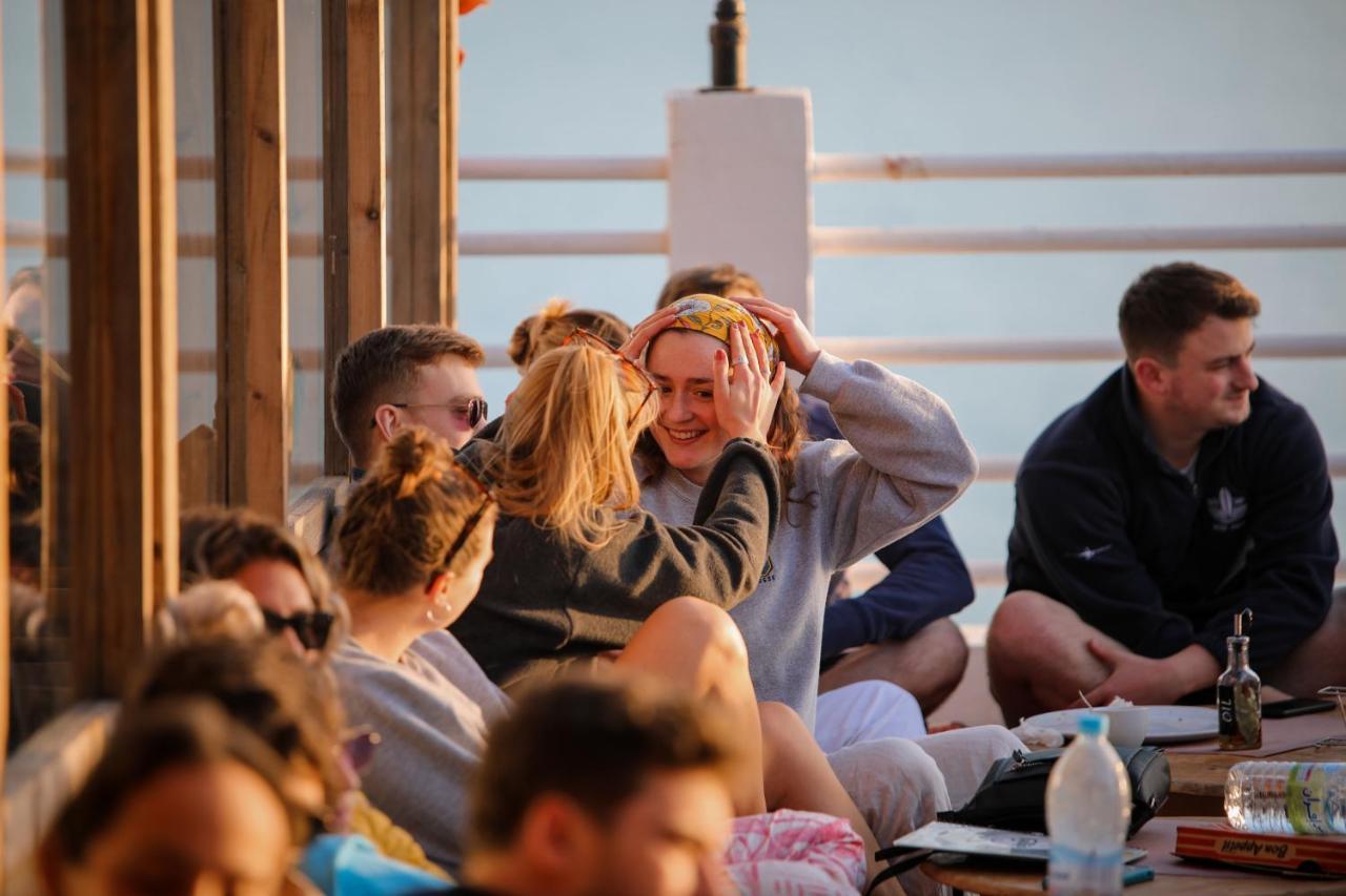 Готель Locals Taghazout Surfcamp Екстер'єр фото