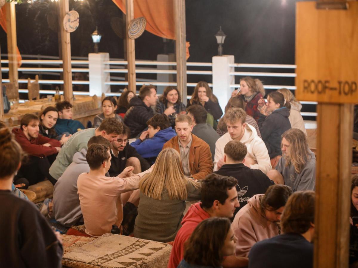 Готель Locals Taghazout Surfcamp Екстер'єр фото