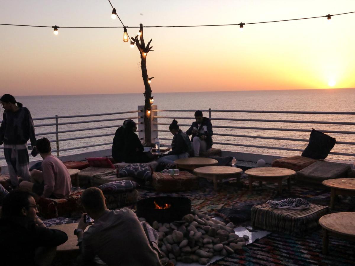 Готель Locals Taghazout Surfcamp Екстер'єр фото