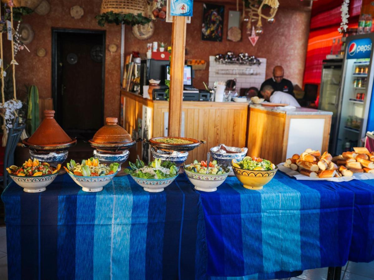 Готель Locals Taghazout Surfcamp Екстер'єр фото