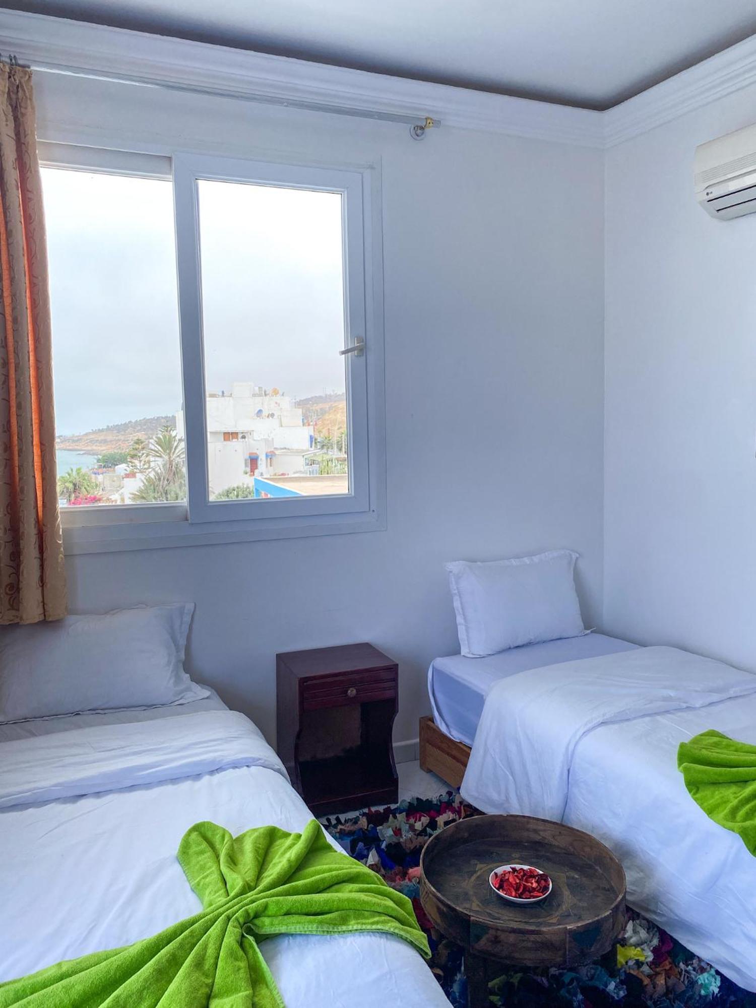 Готель Locals Taghazout Surfcamp Екстер'єр фото
