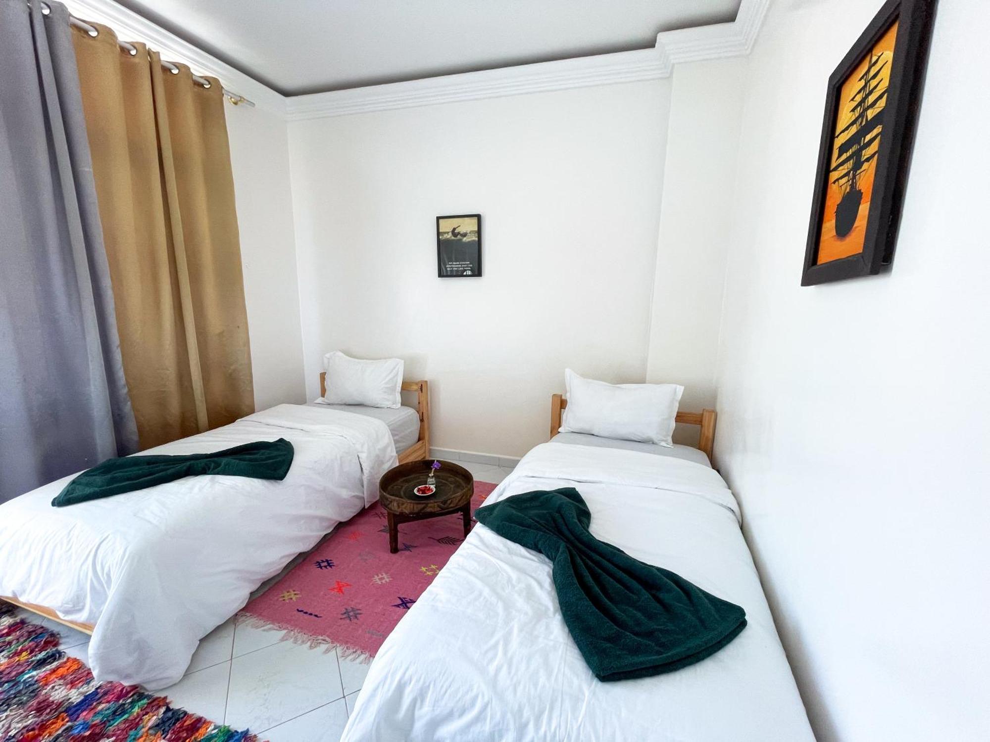 Готель Locals Taghazout Surfcamp Екстер'єр фото