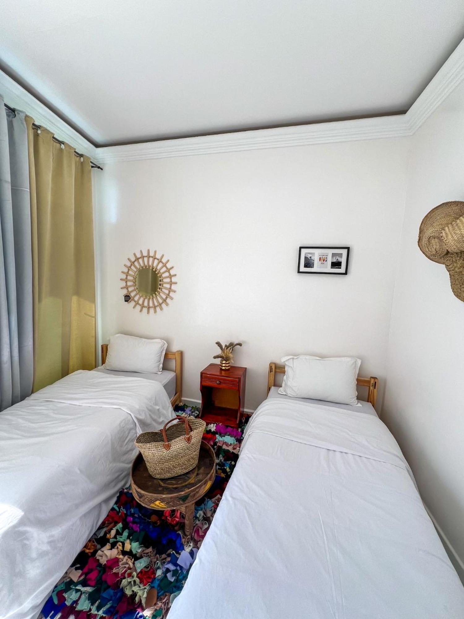 Готель Locals Taghazout Surfcamp Екстер'єр фото
